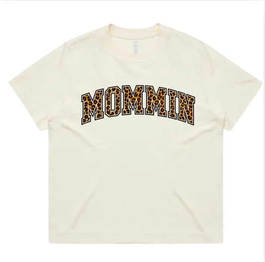 The Mommin Tee
